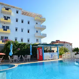 6 Milje 4*, Ksamil Albanië